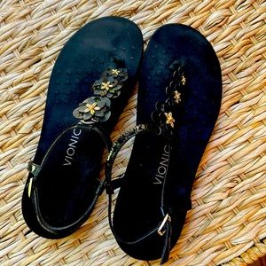 Vionic flower sandals